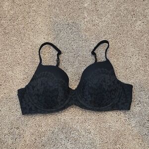 Victoria's Secret Elegant Black Lace Demi Bra